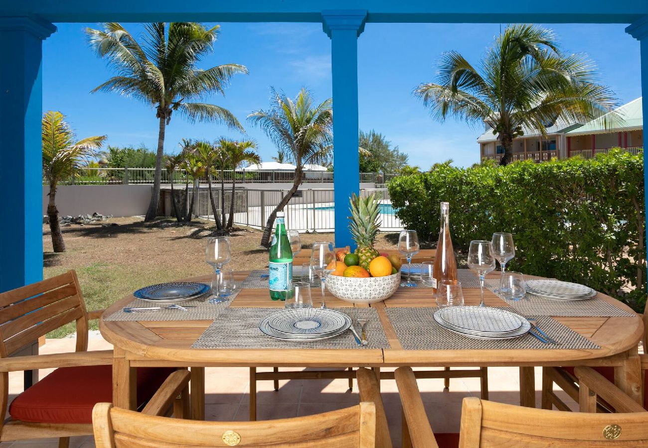 Appartement à Baie orientale - Caribbean Riviera 4 : confort les pieds dans l´eau