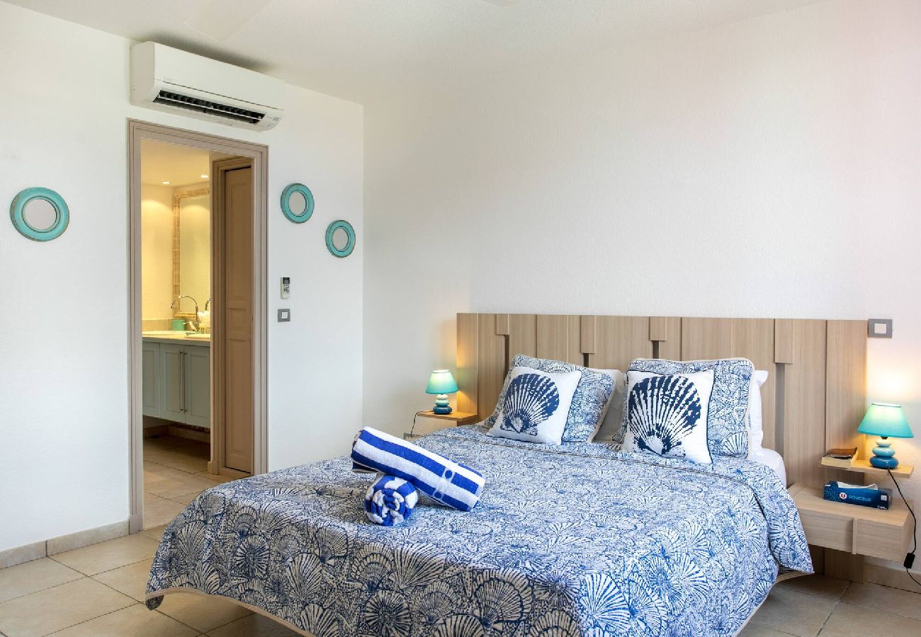 Appartement à Baie orientale - Appartement Neptune, bord de plage Baie Orientale