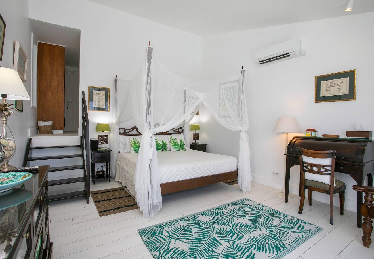 Villa à Baie orientale - Villa Mango, vue imprenable sur Orient Bay