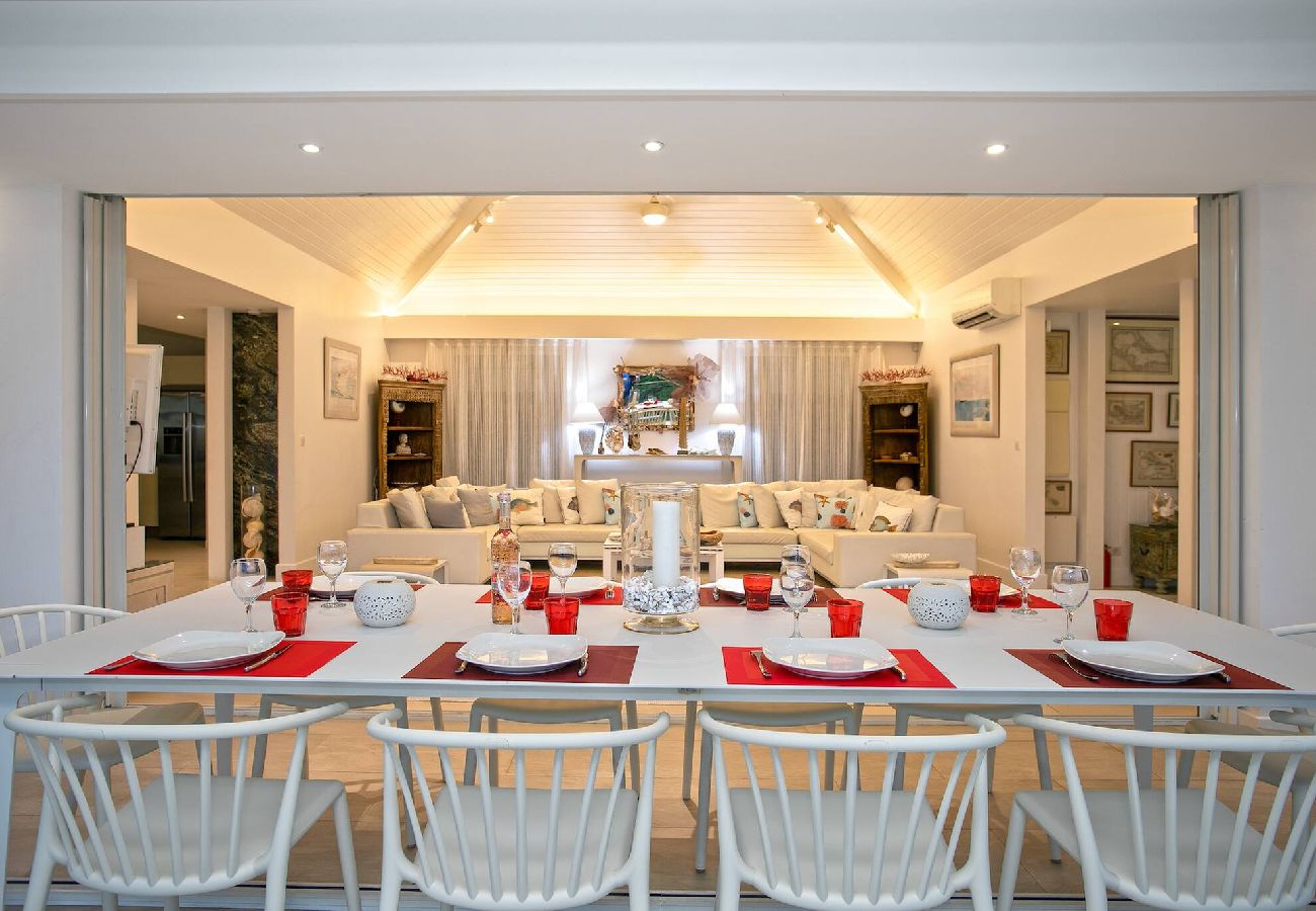 Villa à Baie orientale - Villa Mango, vue imprenable sur Orient Bay