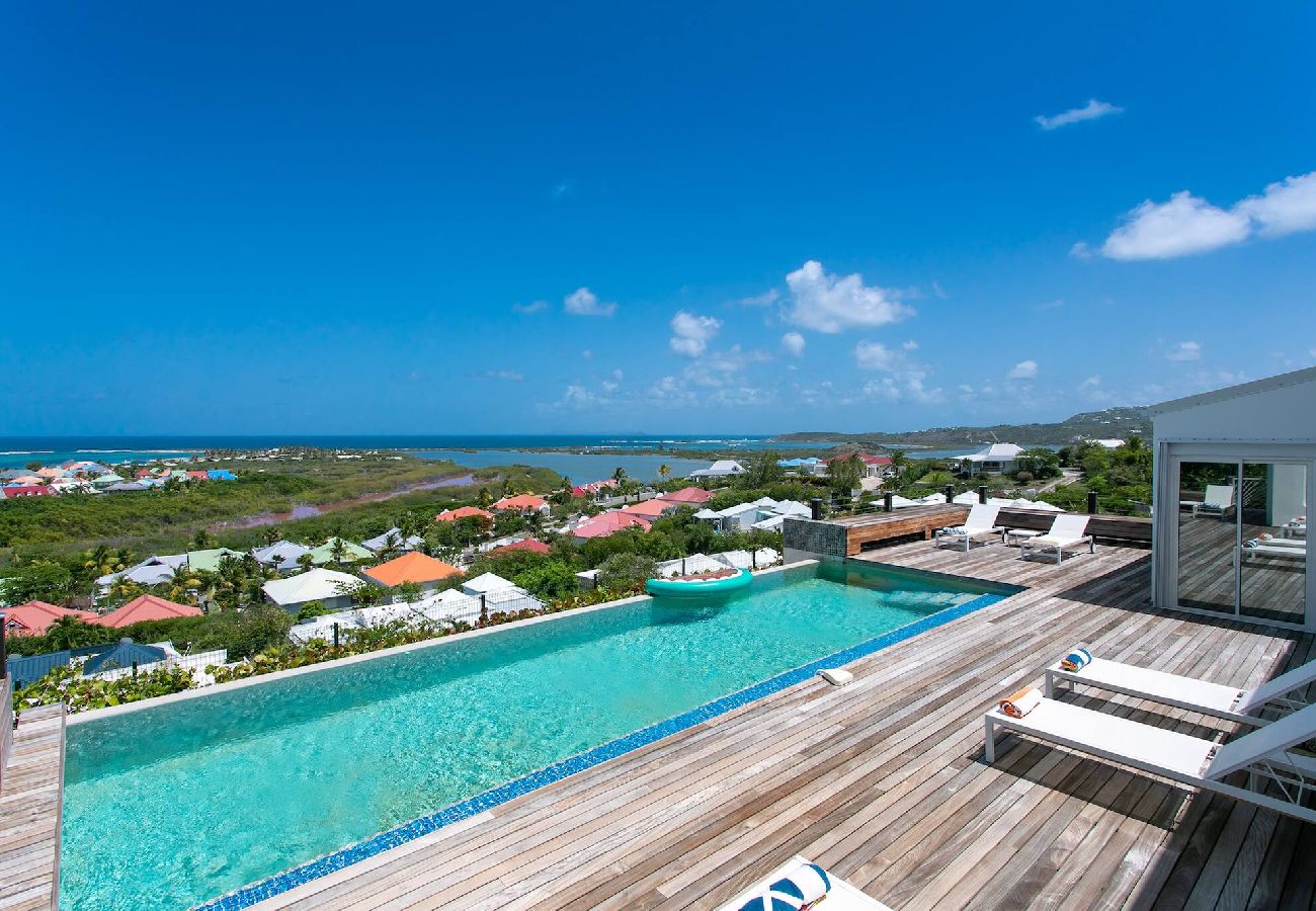 Villa à Baie orientale - Villa Mango, vue imprenable sur Orient Bay