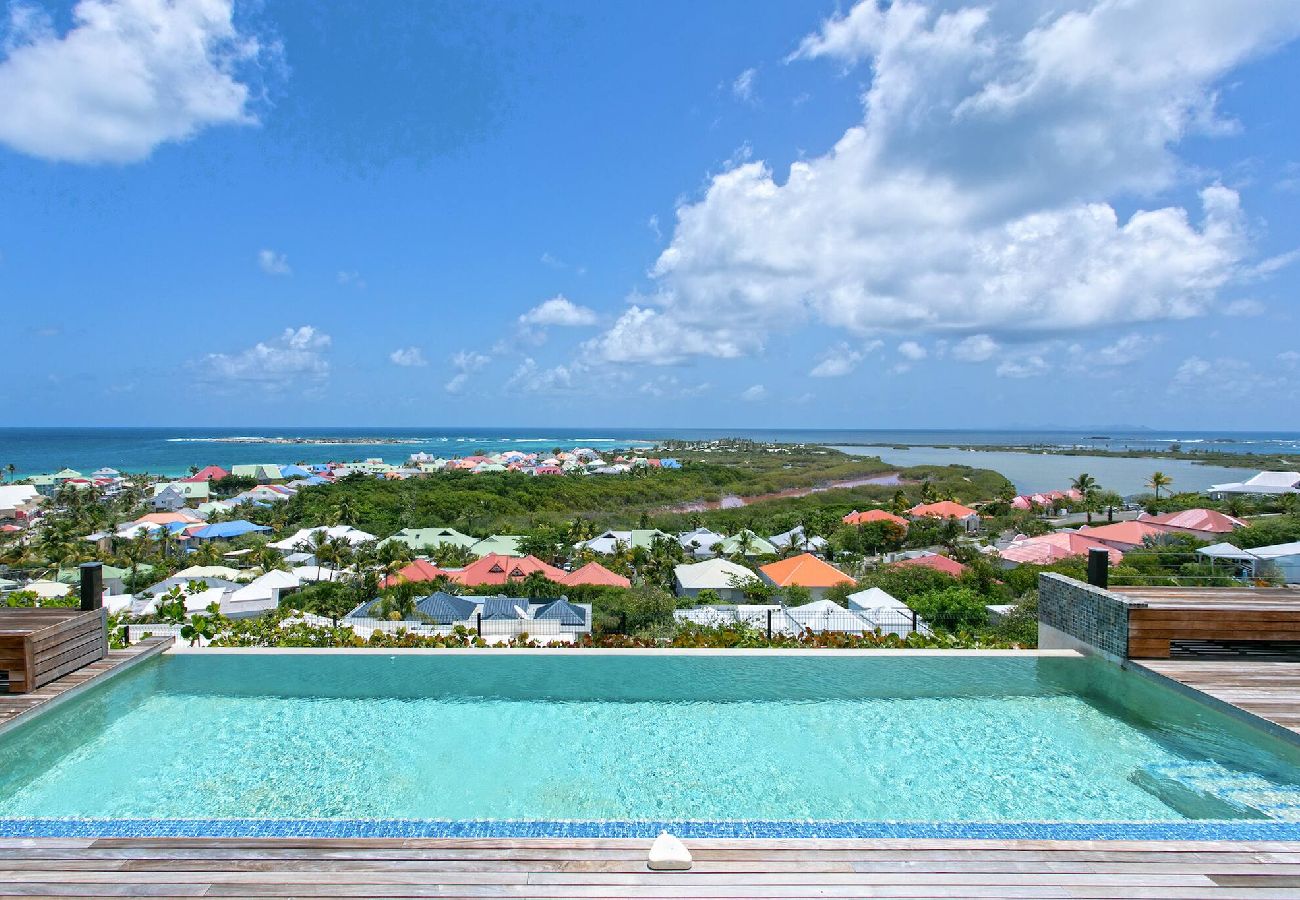 Villa à Baie orientale - Villa Mango, vue imprenable sur Orient Bay