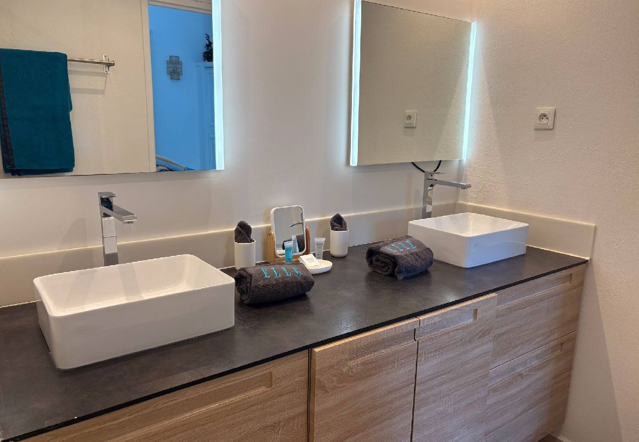 Appartement à Baie orientale - Perle d Orient, vue mer