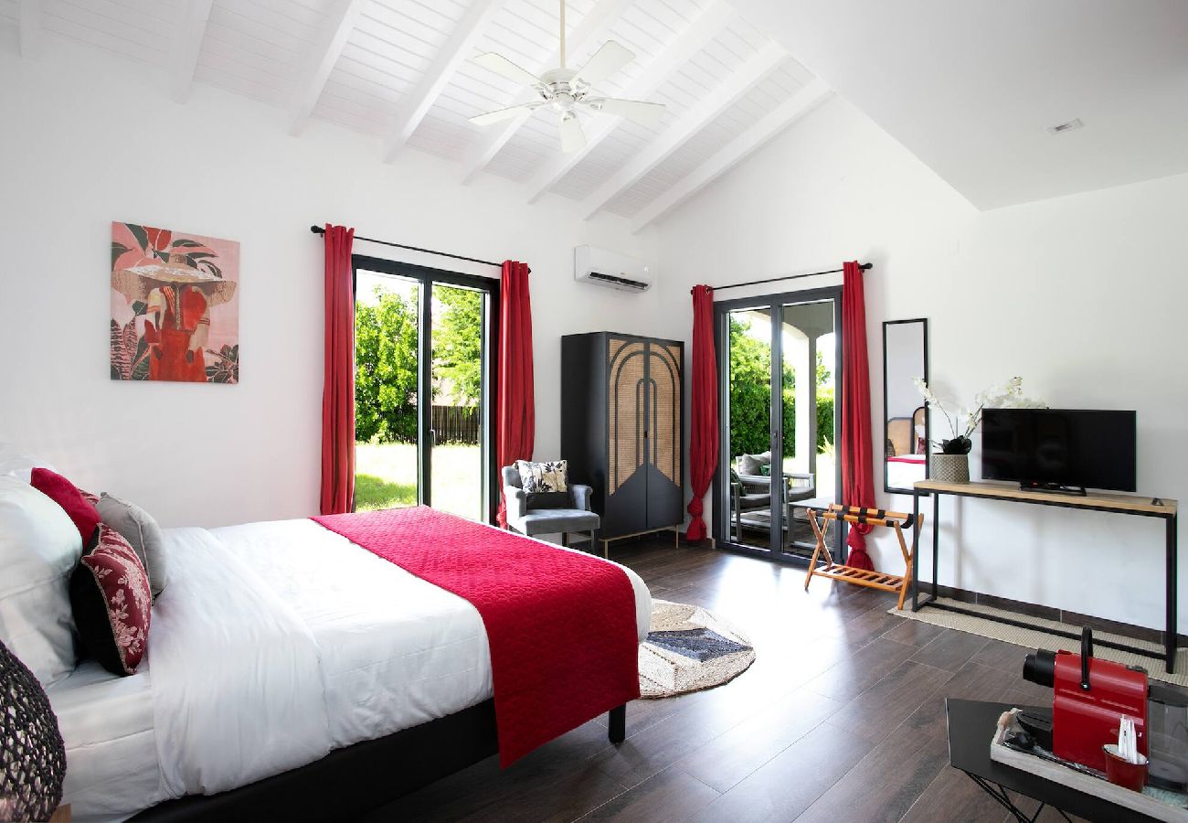 Villa à Anse Marcel - Villa Saba vacances de rêve entre mer et montagnes