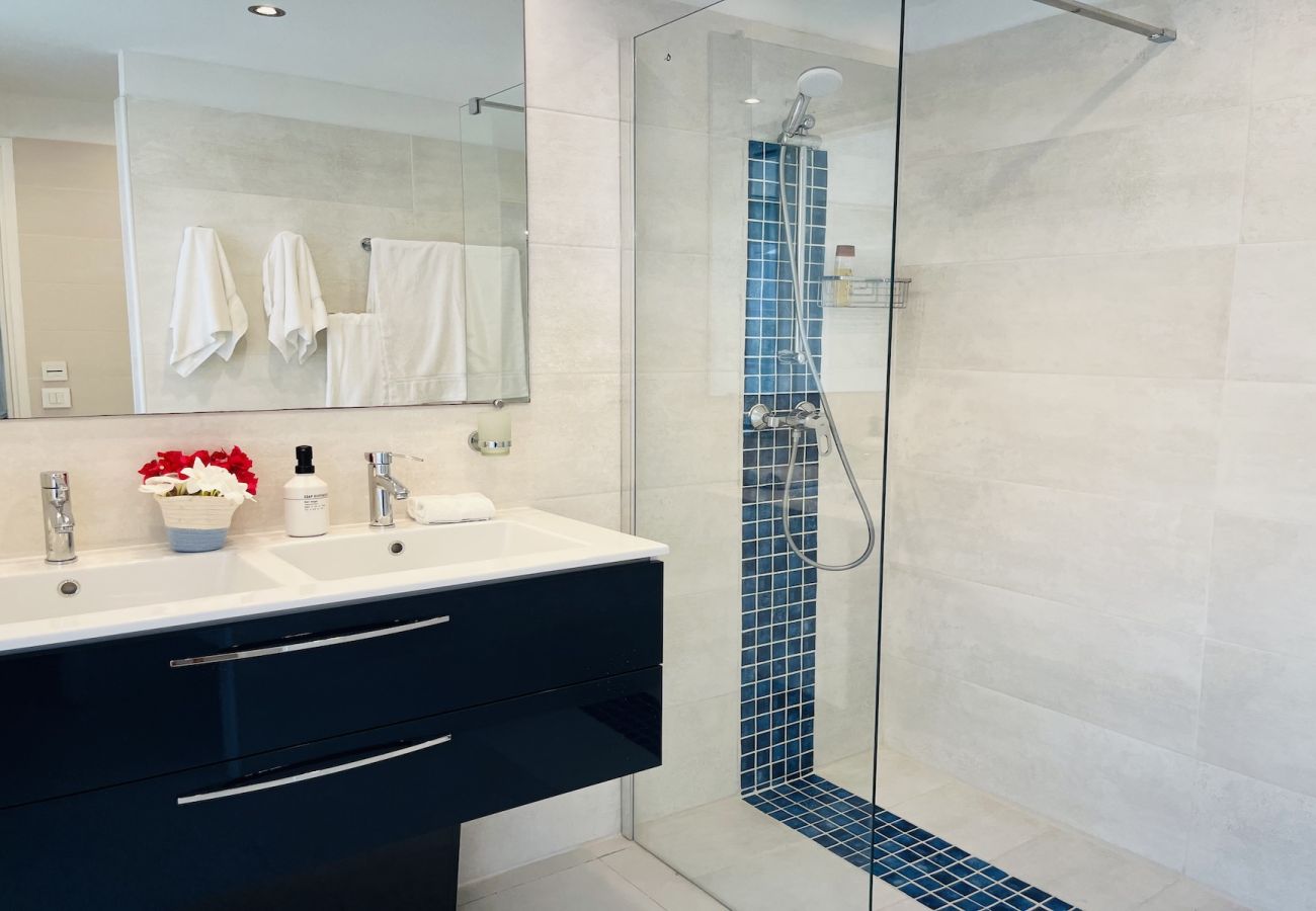 Villa à Baie orientale - Villa NYMPHEA