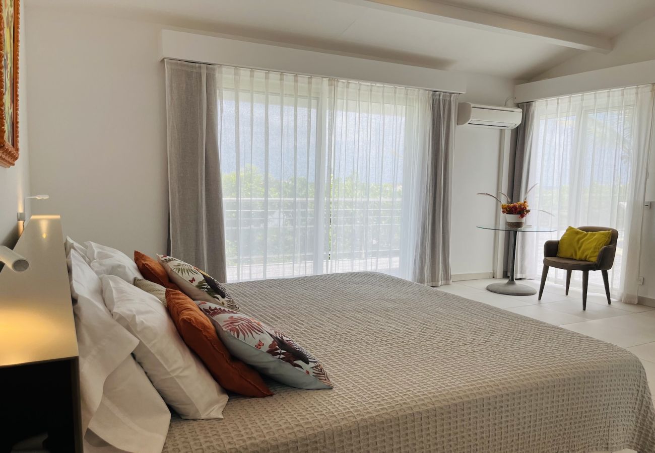 Villa à Baie orientale - Villa NYMPHEA