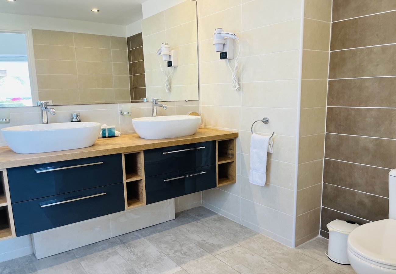 Villa à Baie orientale - Villa NYMPHEA