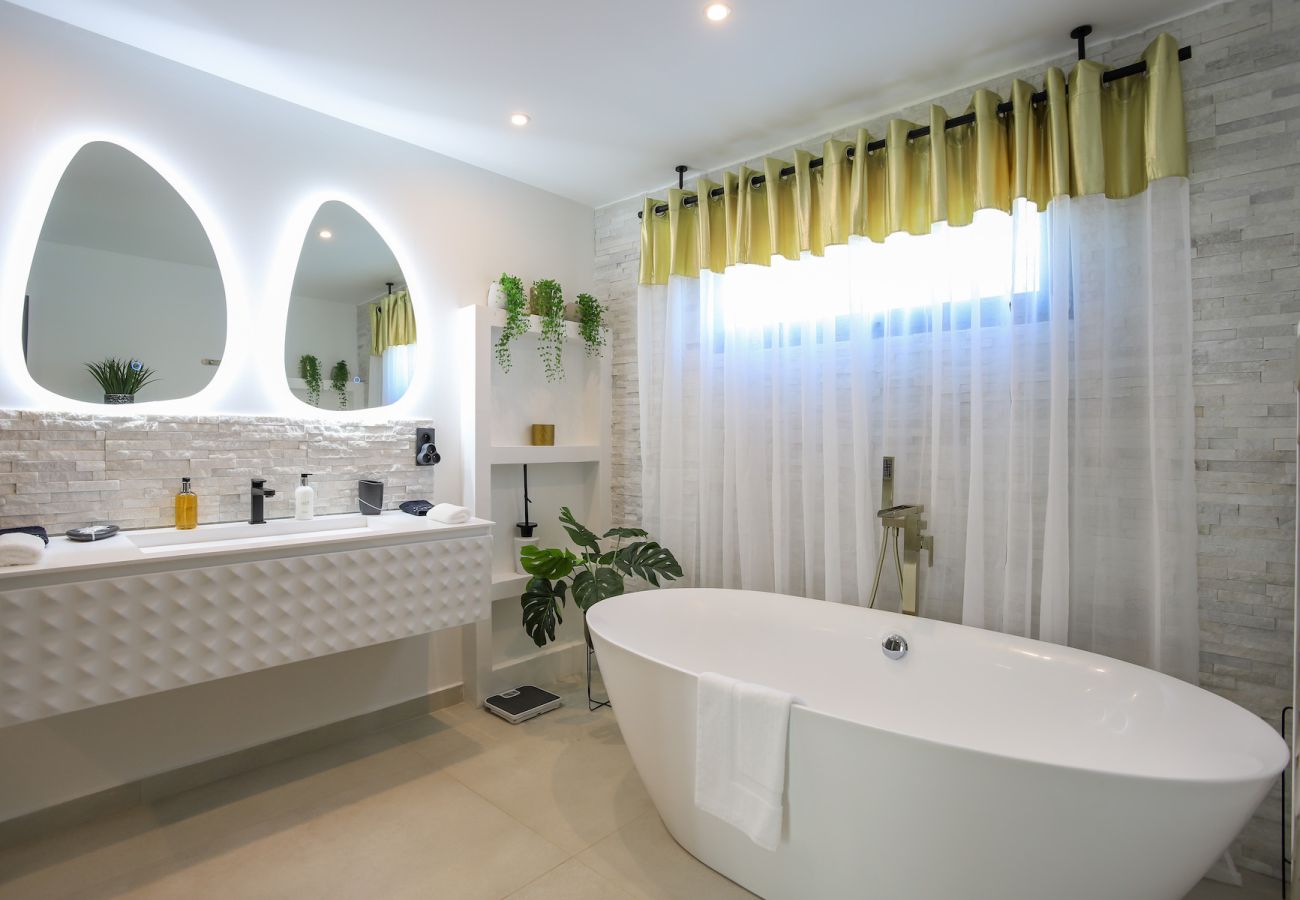 Villa à Baie orientale - Villa GRENOUILLE