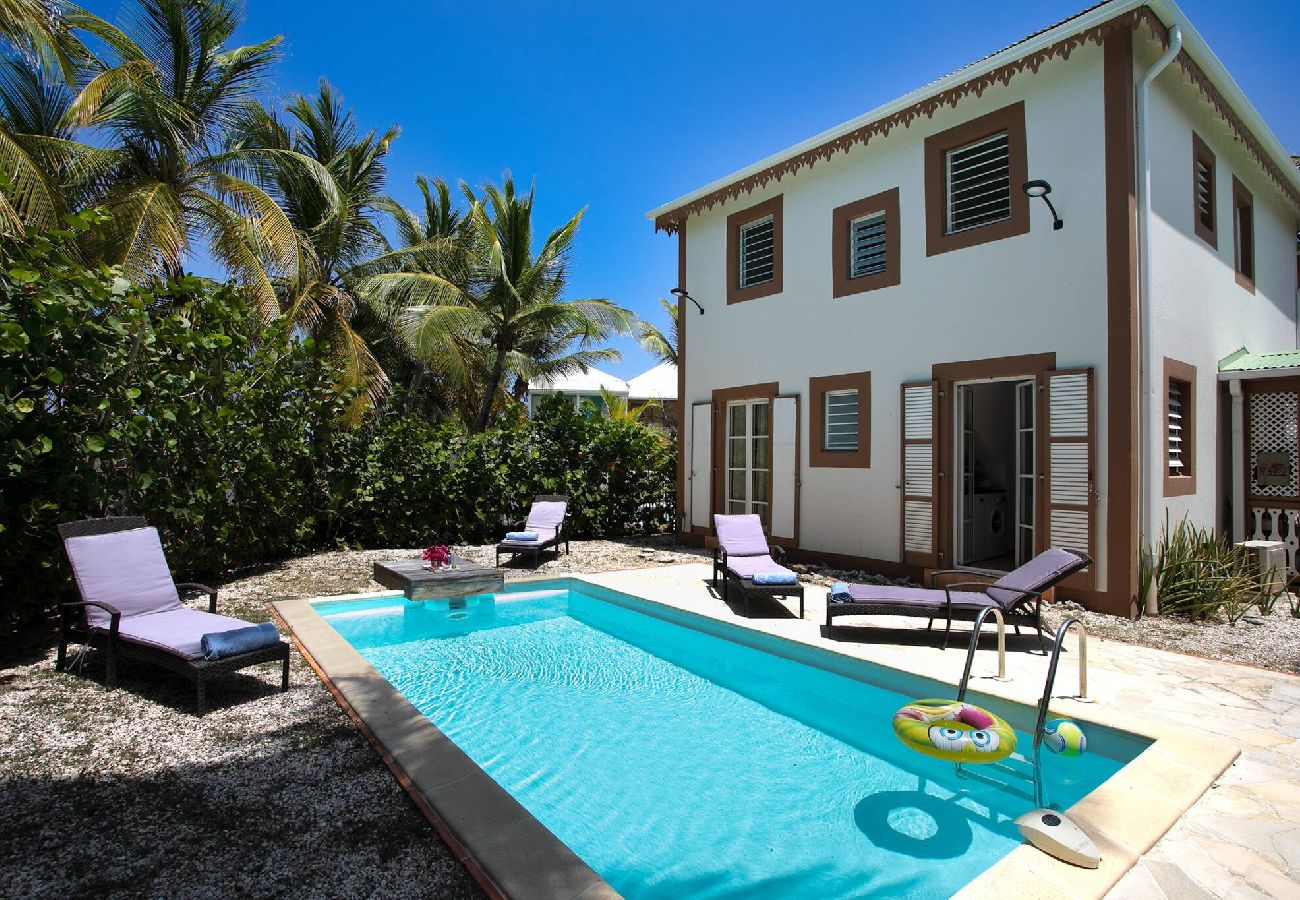 Villa in Orient Bay - Macassi 4, maison avec piscine a 2 pas de la plage