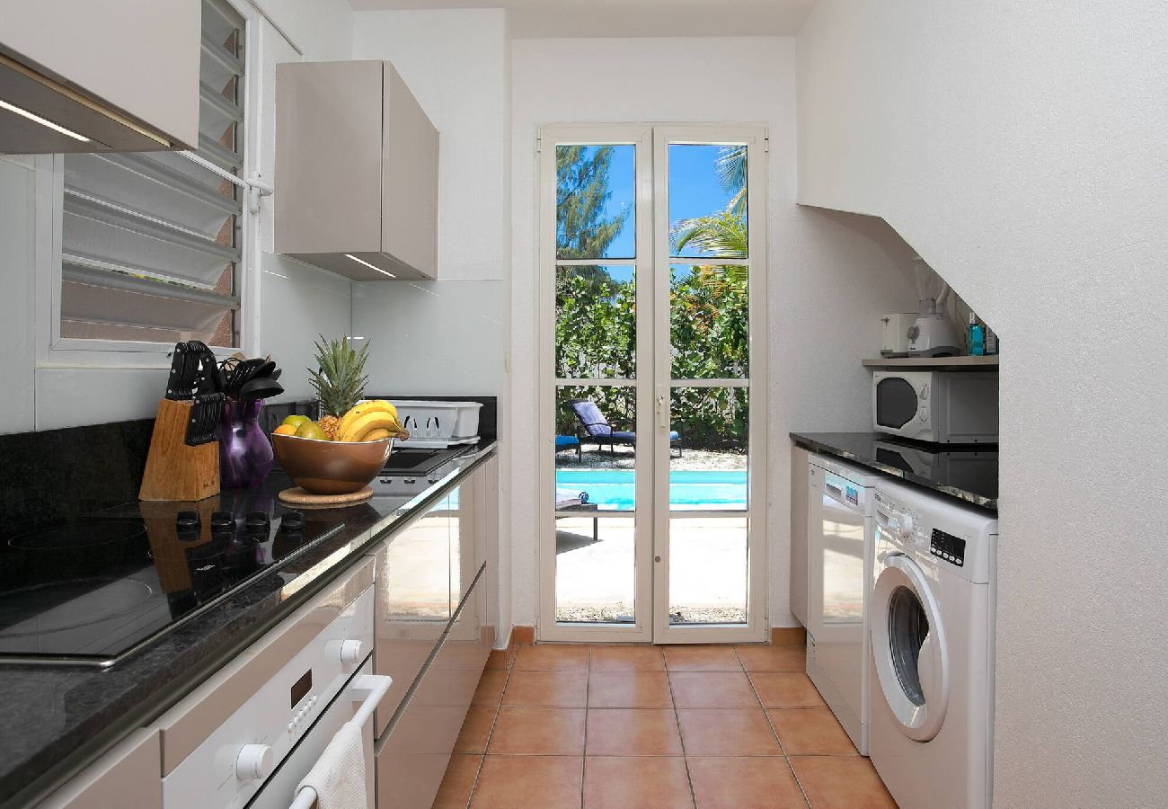 Villa in Orient Bay - Macassi 4, maison avec piscine a 2 pas de la plage