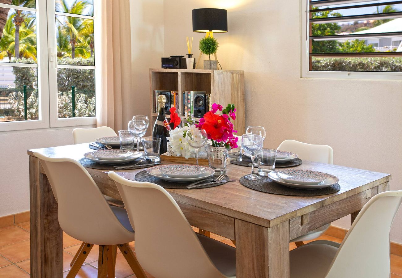 Villa in Orient Bay - Macassi 4, maison avec piscine a 2 pas de la plage