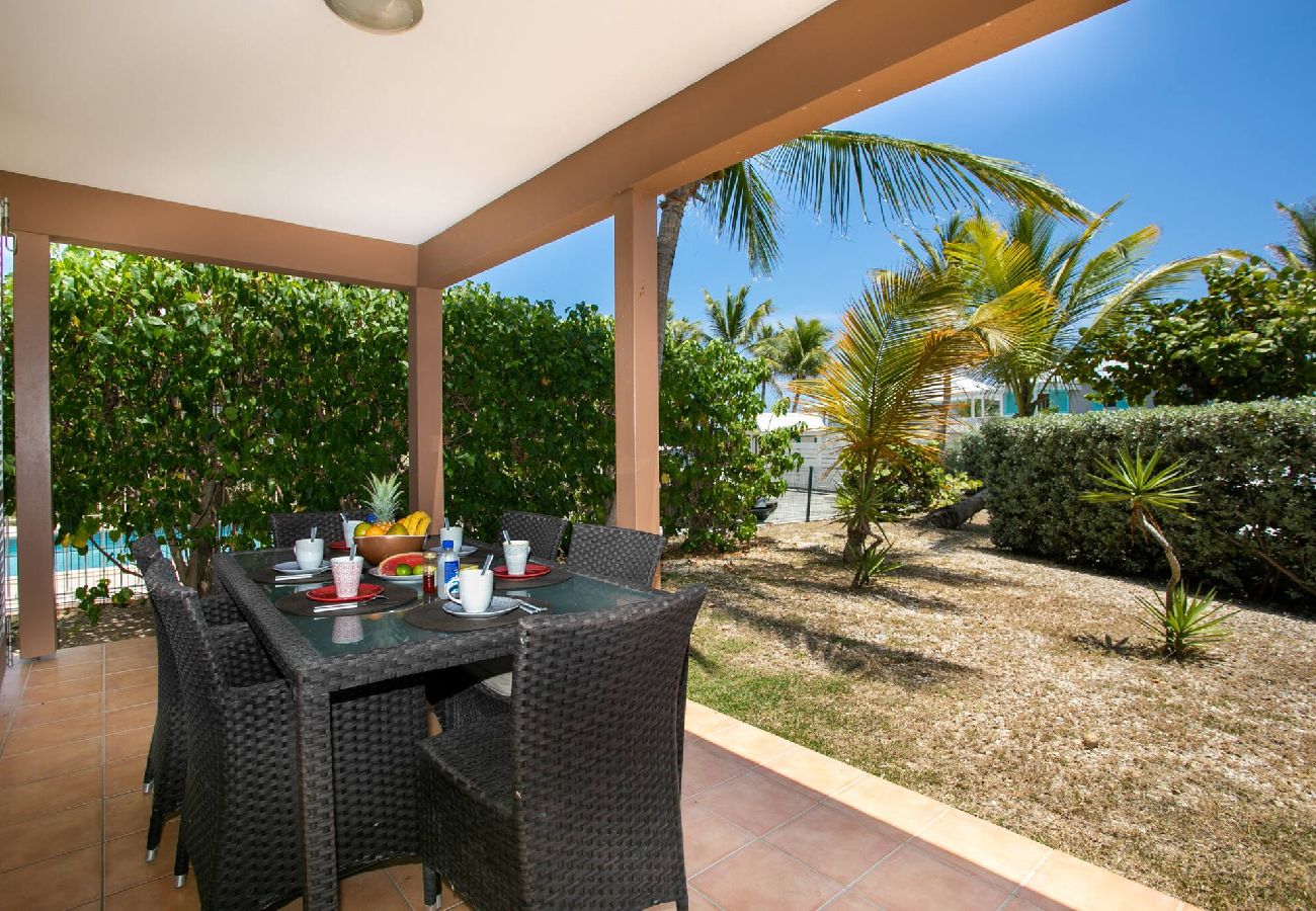 Villa in Orient Bay - Macassi 4, maison avec piscine a 2 pas de la plage