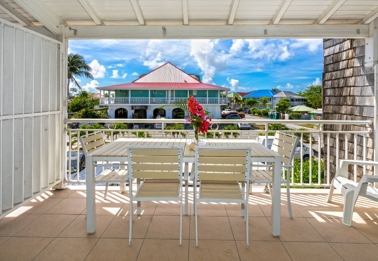 Apartment in Orient Bay - Beach loft, vue mer plage Baie Orientale