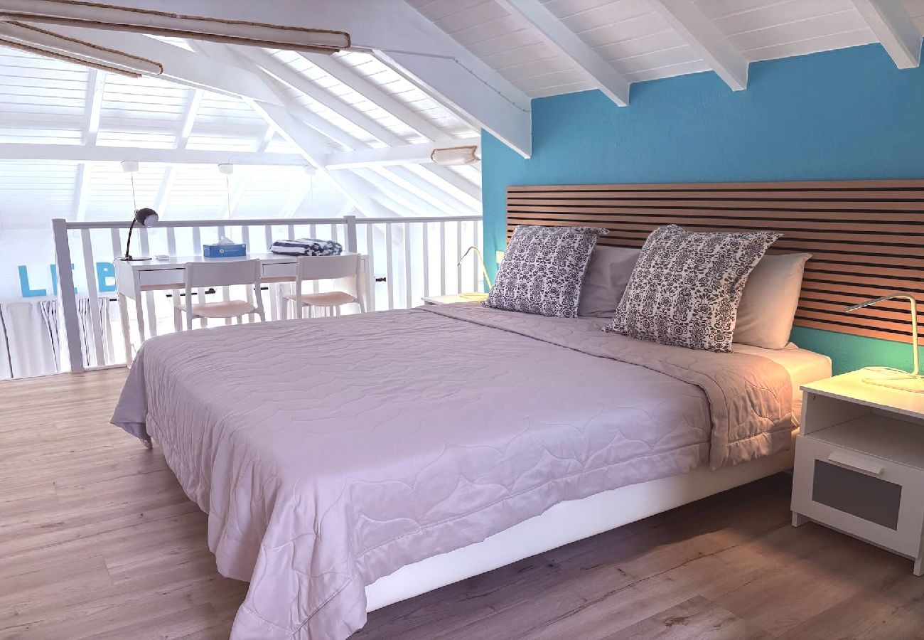 Apartment in Orient Bay - Beach loft, vue mer plage Baie Orientale