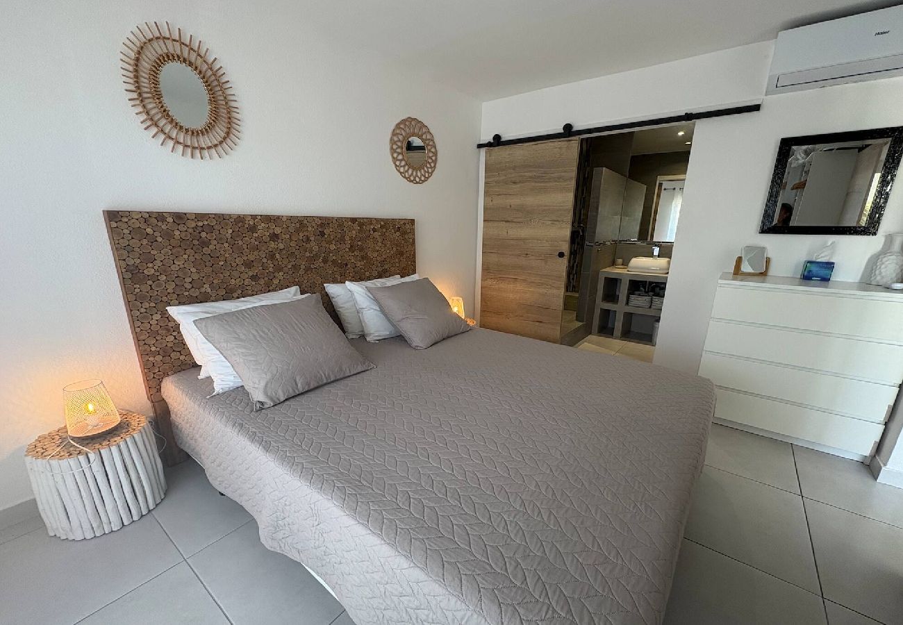 Apartment in Orient Bay - Appartement Maeva, Plage de Baie Orientale