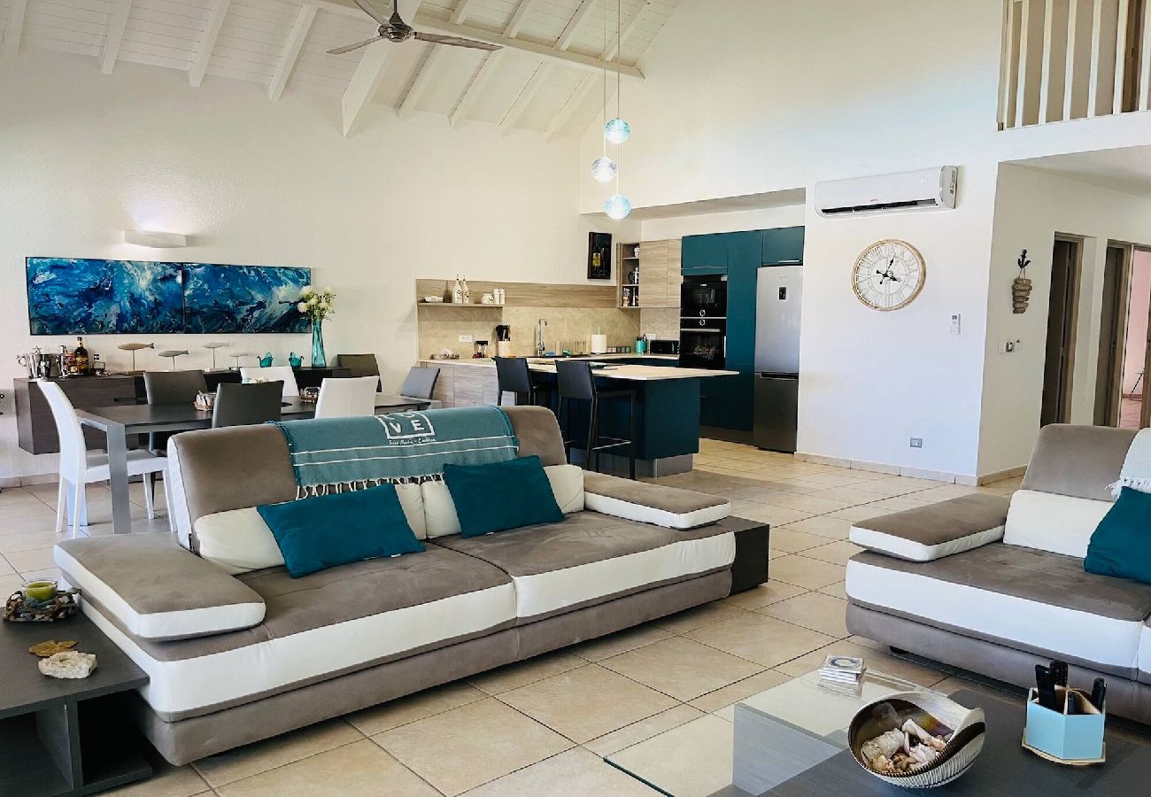 Apartment in Orient Bay - Appartement Neptune, bord de plage Baie Orientale