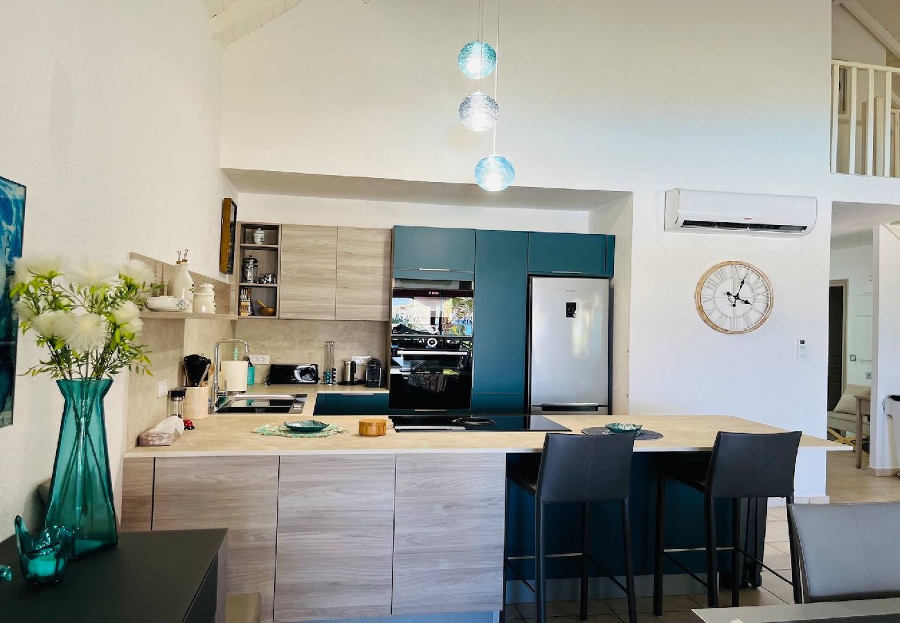 Apartment in Orient Bay - Appartement Neptune, bord de plage Baie Orientale