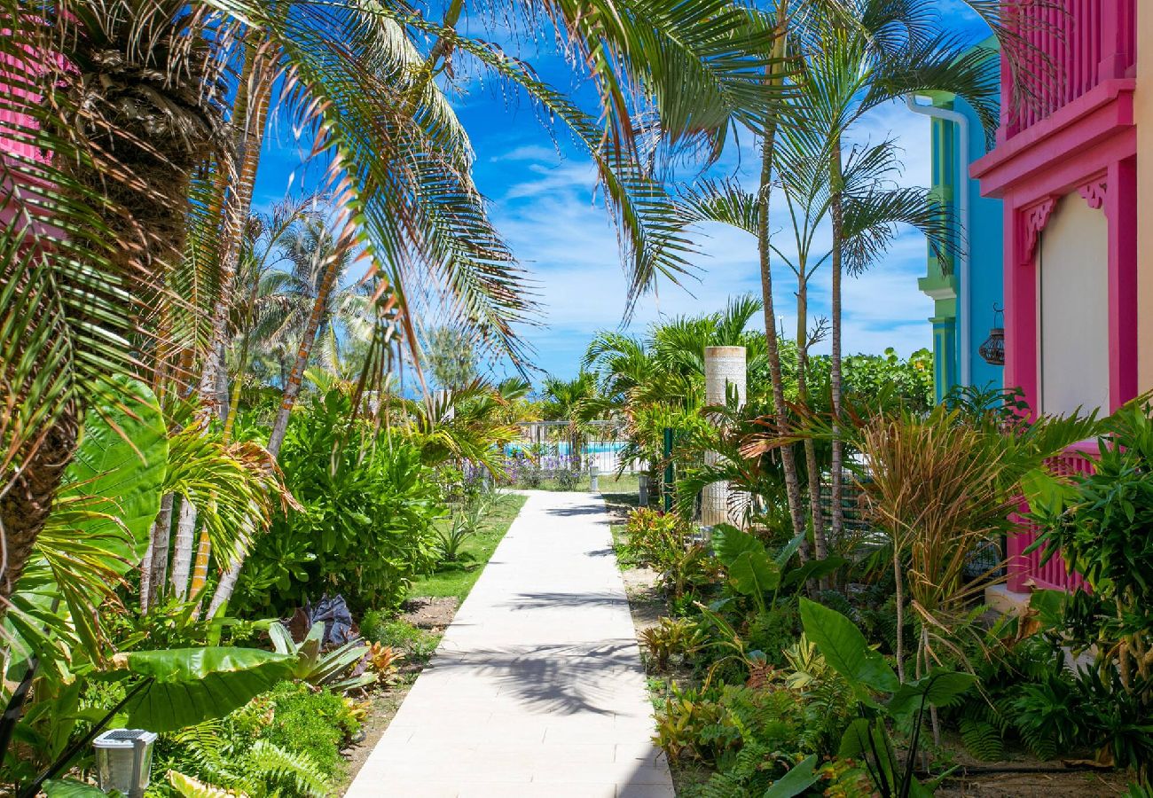 Apartment in Orient Bay - Appartement Neptune, bord de plage Baie Orientale