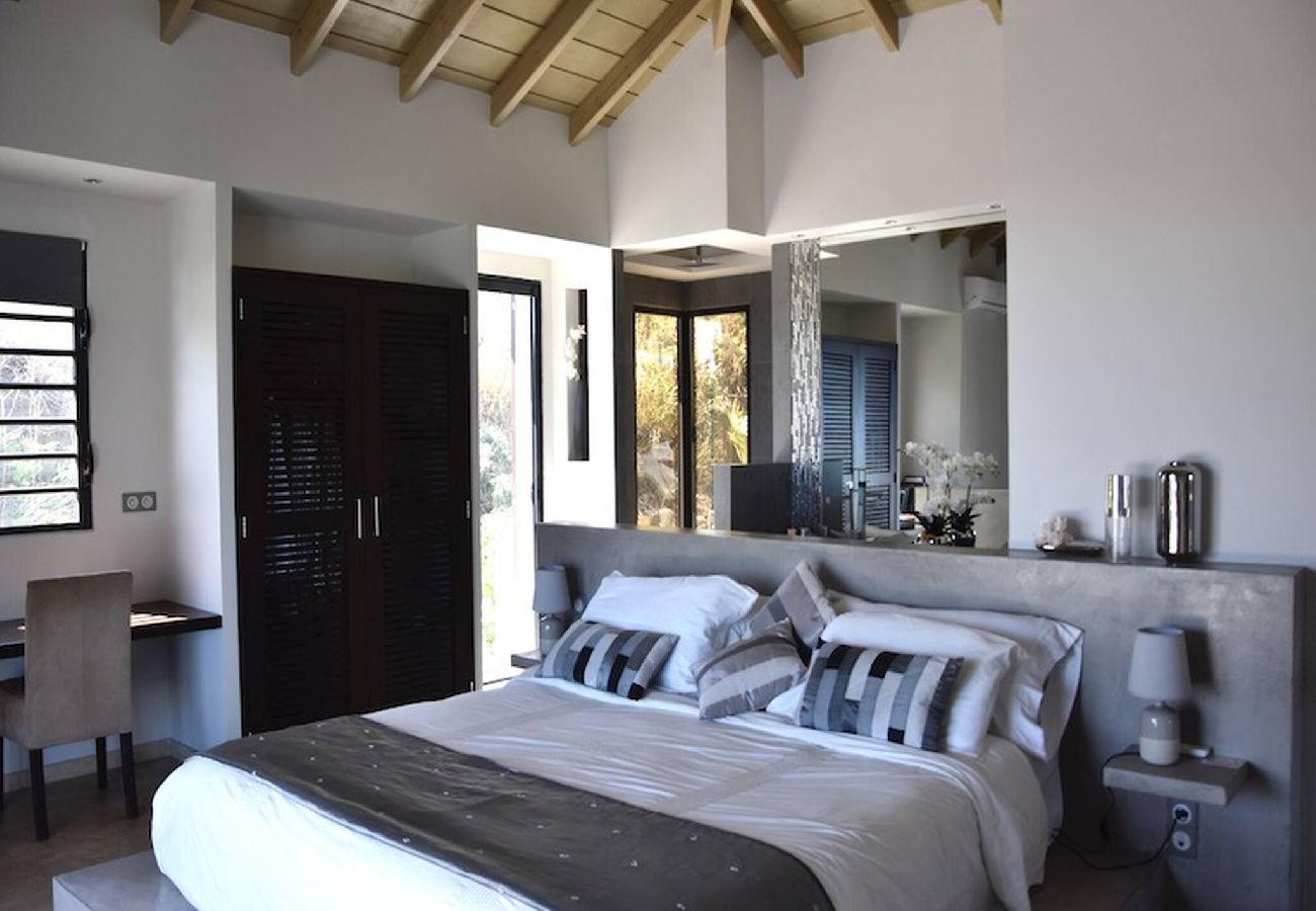 Villa in Orient Bay - Villa Indigo Pearl : Vue et raffinement OrientBay