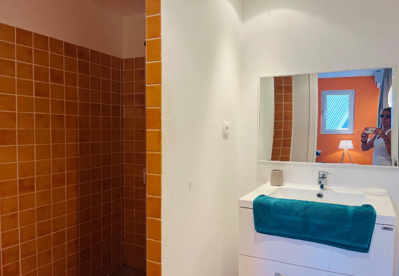 Apartment in Orient Bay - Apt Fanny 2 vue mer Orient Bay