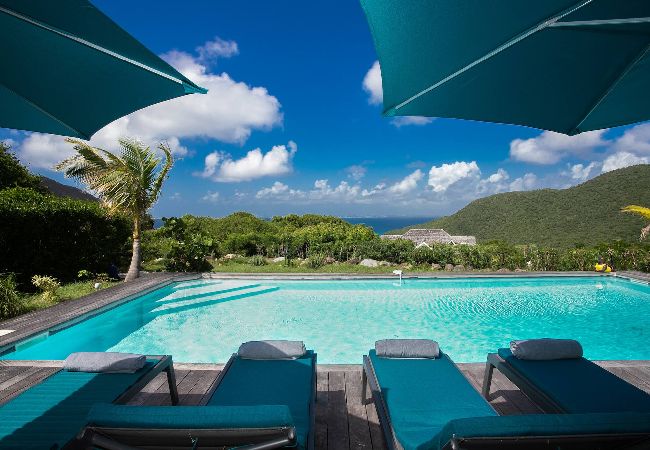 Villa in Anse Marcel - Villa Saba vacances de rêve entre mer et montagnes