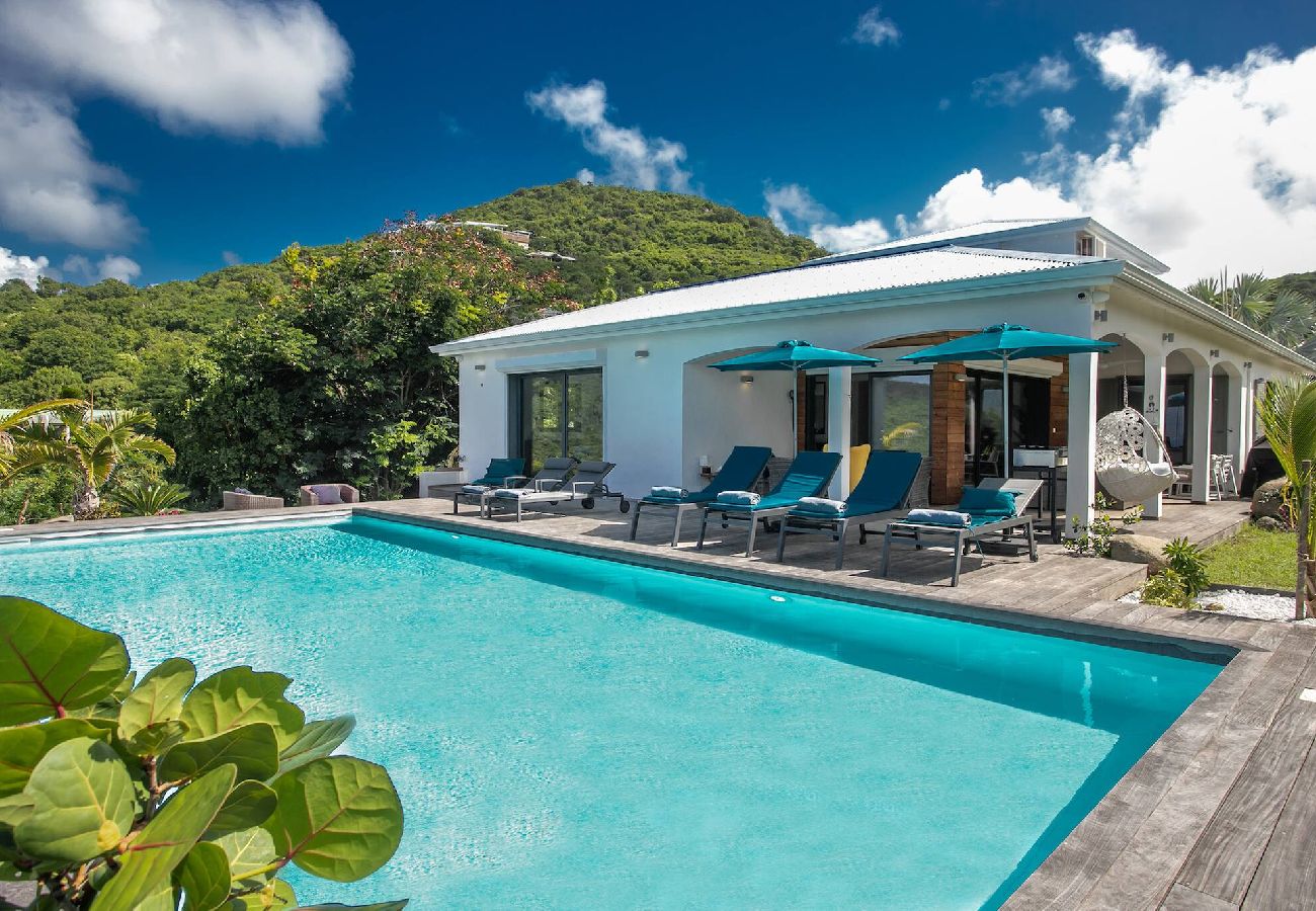Villa in Anse Marcel - Villa Saba vacances de rêve entre mer et montagnes