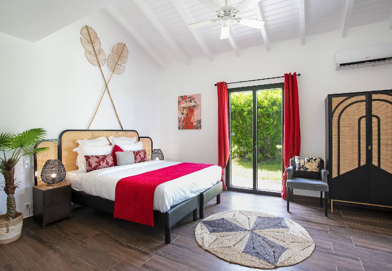 Villa in Anse Marcel - Villa Saba vacances de rêve entre mer et montagnes