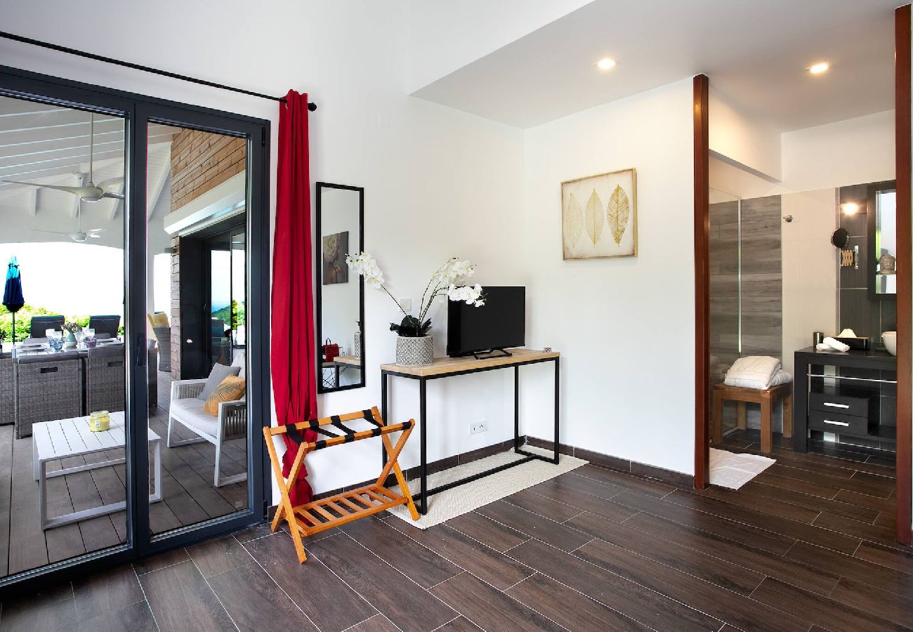 Villa in Anse Marcel - Villa Saba vacances de rêve entre mer et montagnes