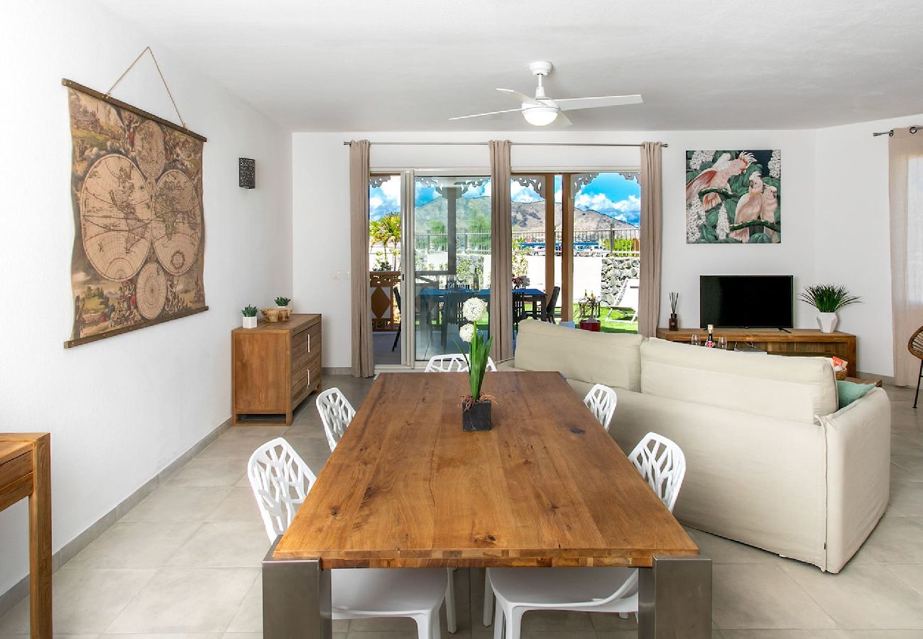 Apartment in Orient Bay - Siview, appartement bord de mer :  Baie Orientale