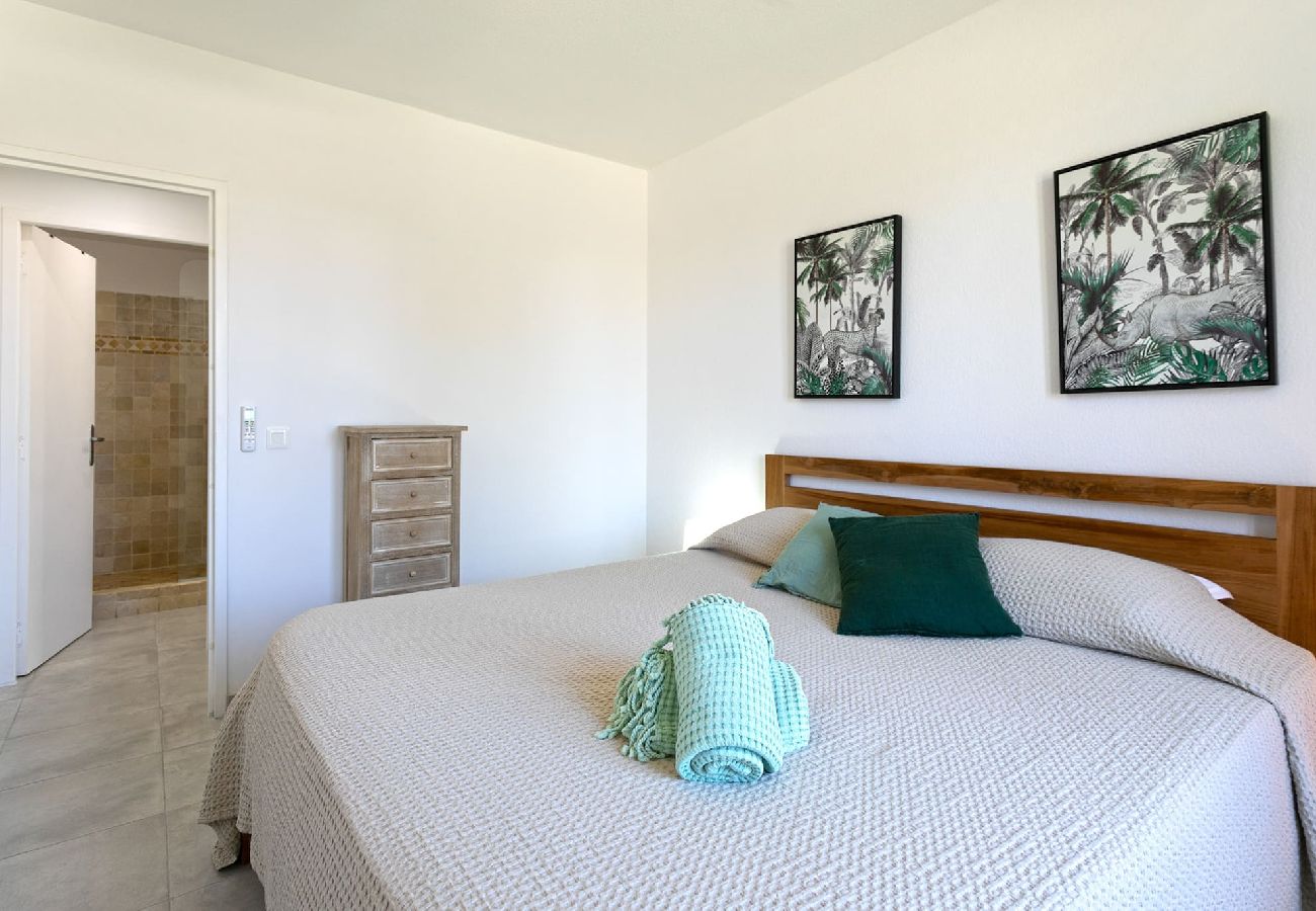 Apartment in Orient Bay - Siview, appartement bord de mer :  Baie Orientale