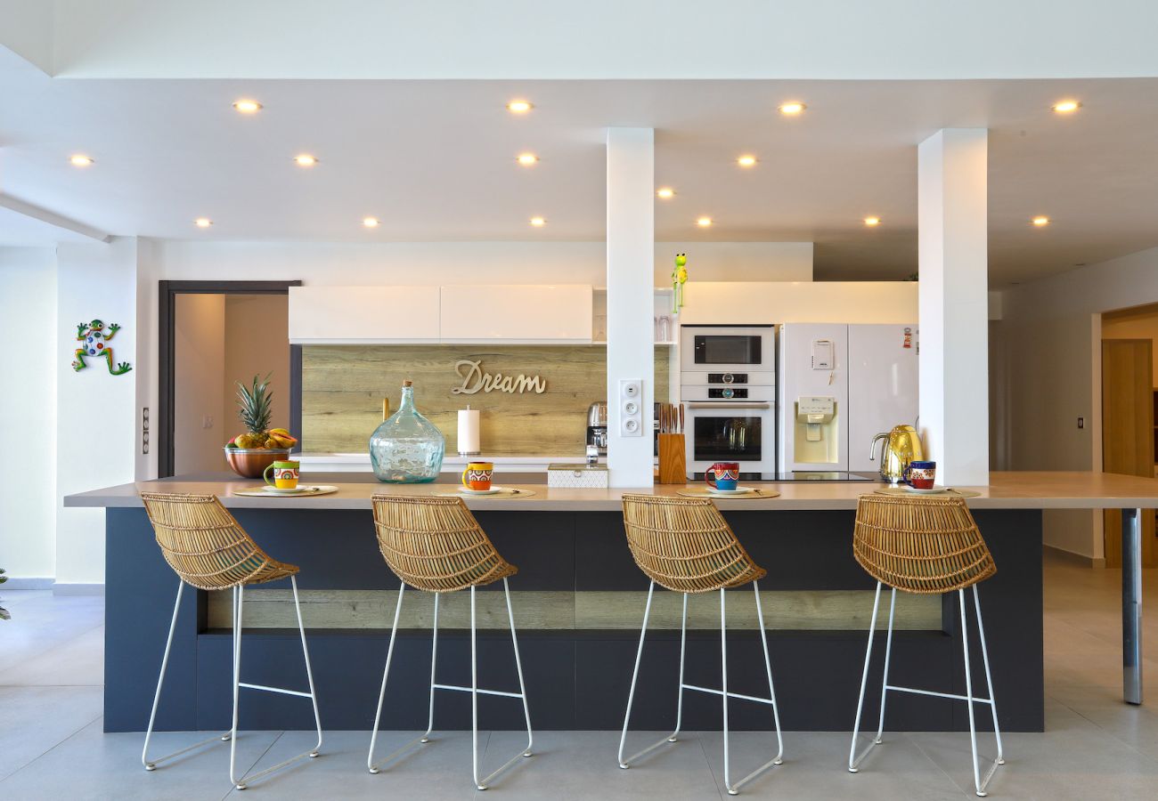 Villa in Orient Bay - Villa GRENOUILLE