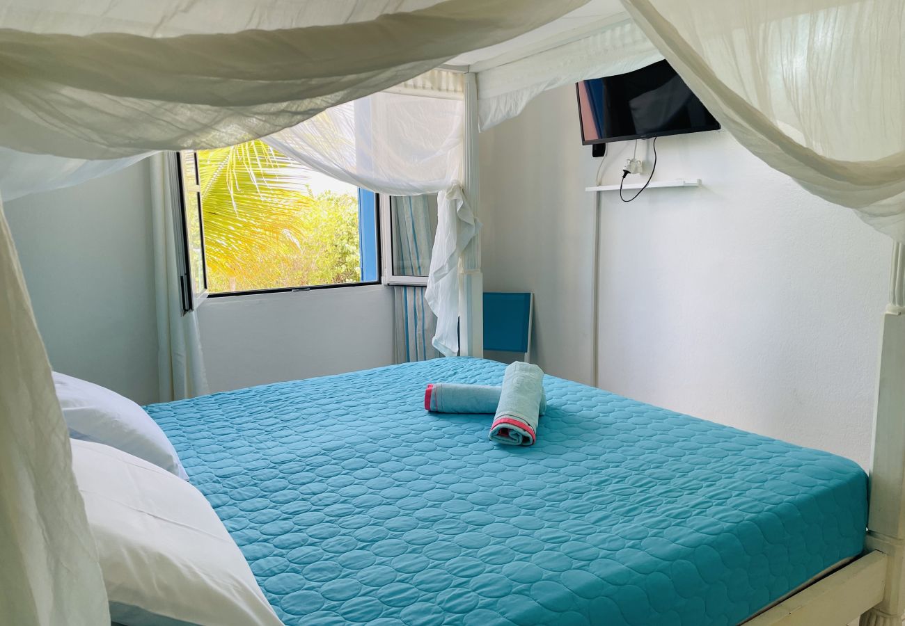 Apartment in Orient Bay - Costa Turquoise vue mer